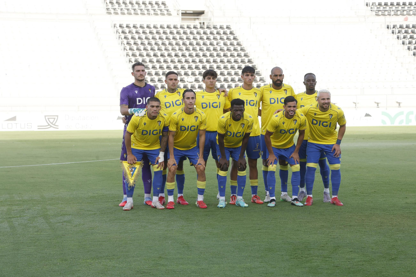 Las fotos del amistoso Cádiz CF - Al Ettifaq de Arabia Saudí en La Línea
