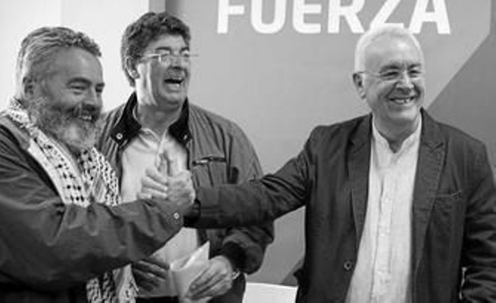 Juan Manuel Sánchez Gordillo, Diego Valderas y Cayo Lara celebran los resultados de IU en las elecciones andaluzas del 25-M.