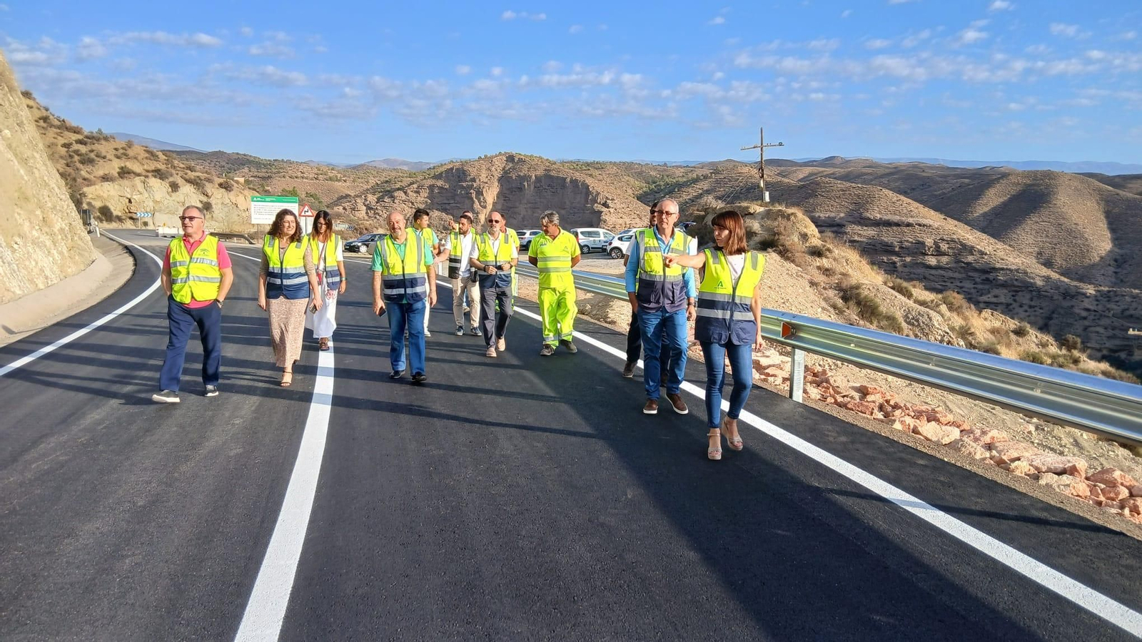 Visita a los trabajos en la carretera A-1075 tras su reapertura.
