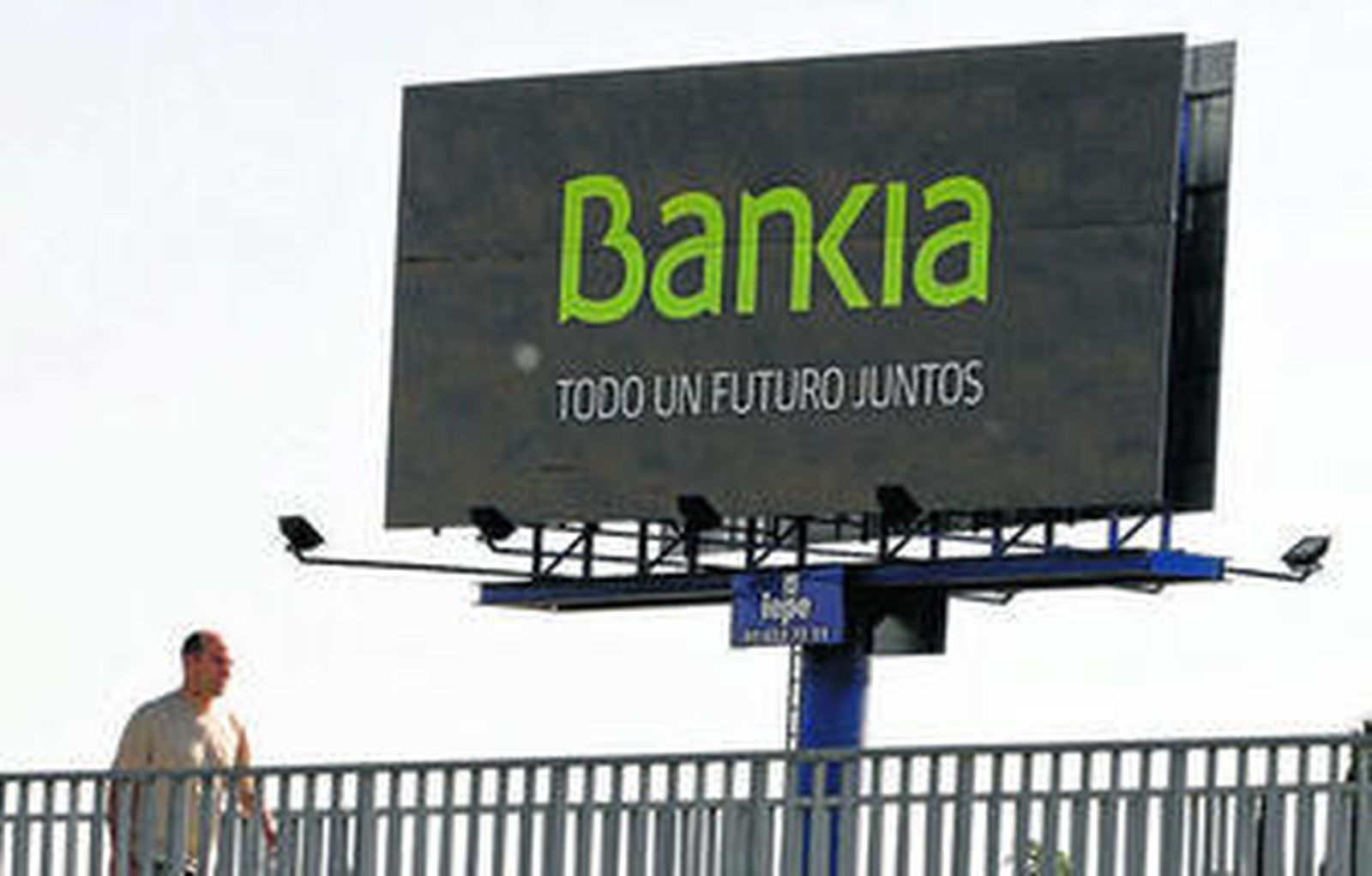 Valla publicitaria de la entidad finaciera.