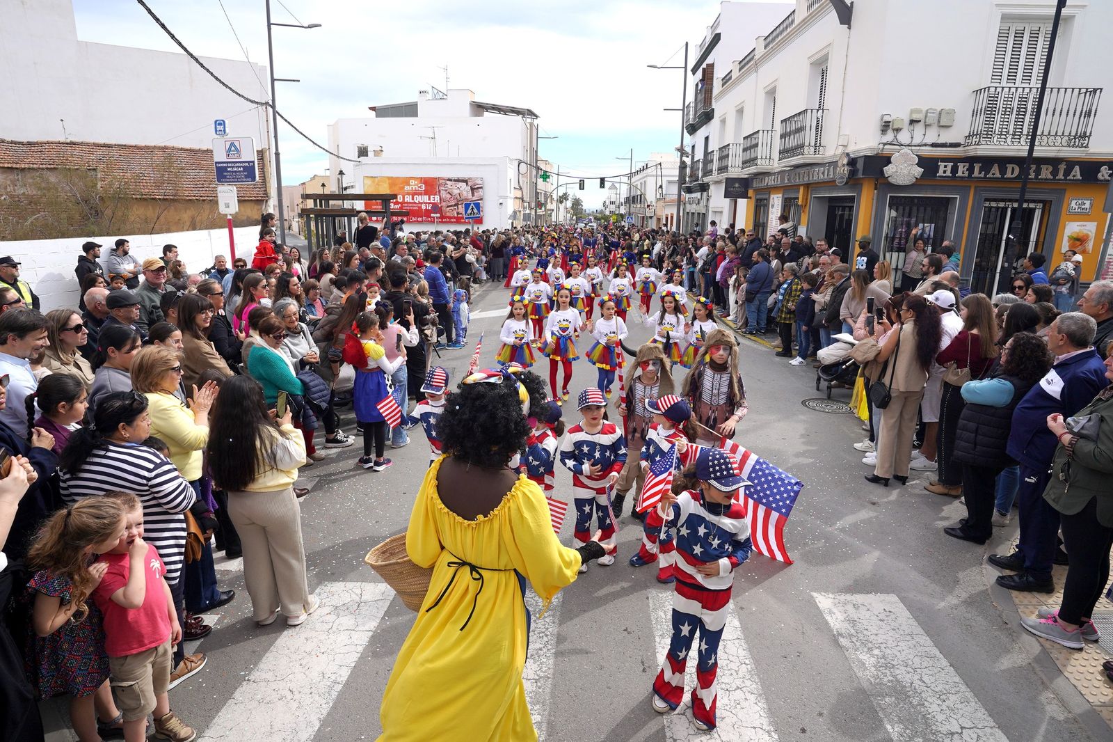 Primer Desfile Mayor de Comparsas