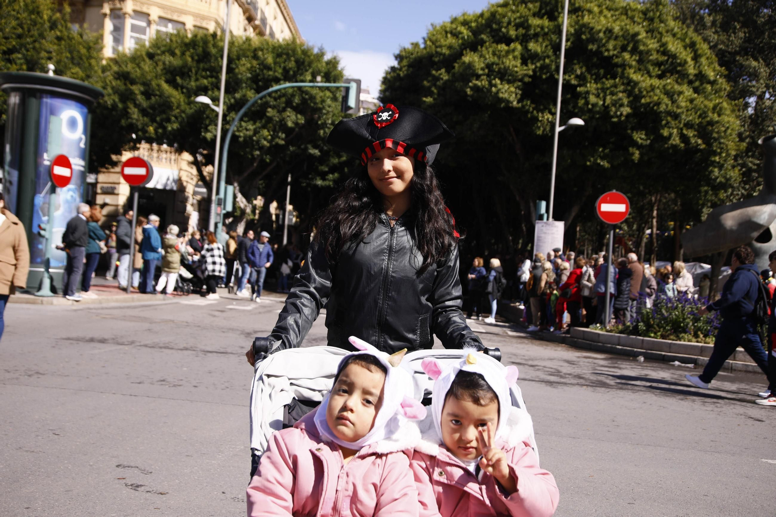 Las imágenes del entierro de la sardina en Almería