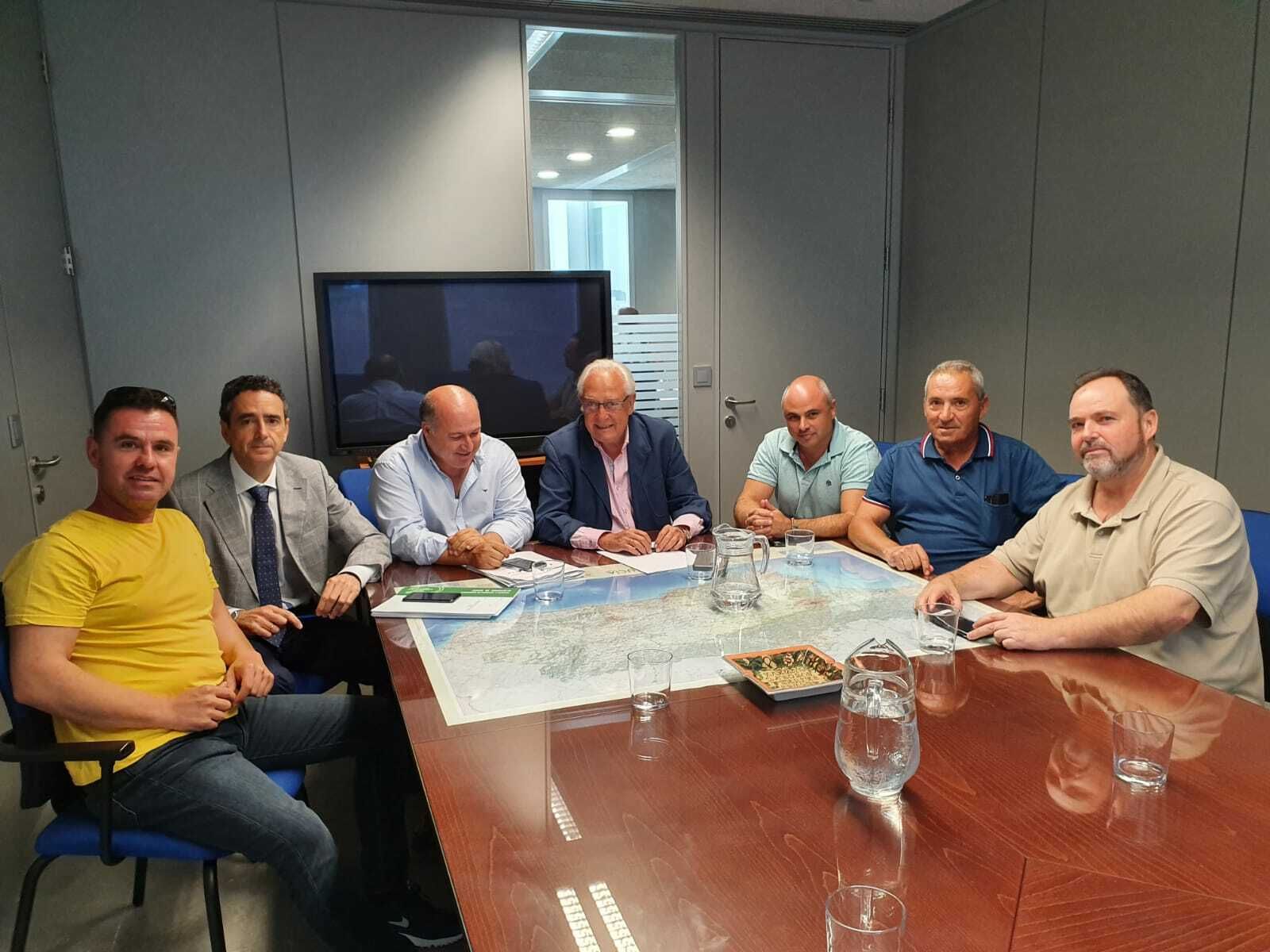 Fomento revisará el proyecto de mejora de la carretera entre Osuna y Martín de la Jara