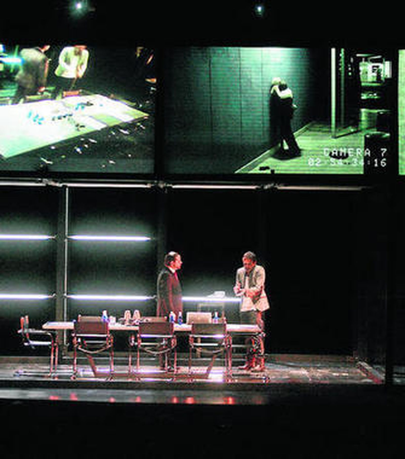 Una escena de 'Subprime', el viernes, en el Gran Teatro.