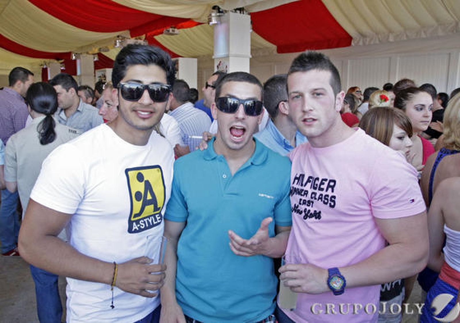 Nada como un buen plato de jamón y una copita manzanilla para refrescar la jornada de feria.

Foto: Erasmo Fenoy