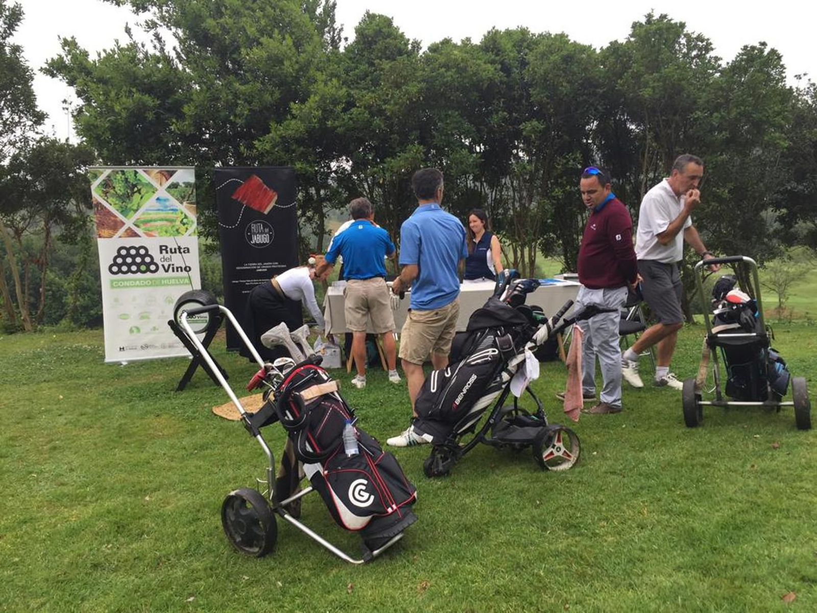 La ciudad de promociona en el circuito de golf de San Sebastián.