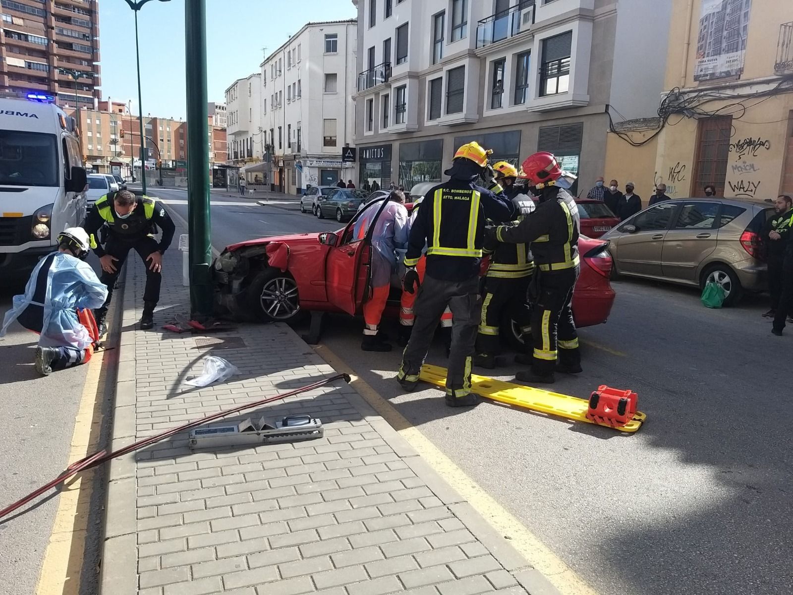 El accidente en el que han resultado heridas dos personas