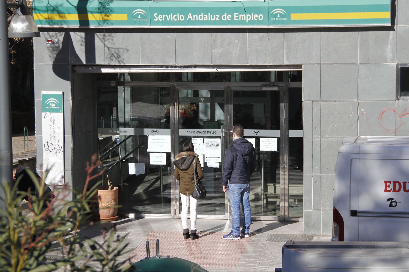 Paro Granada: subida leve pero aumentan los contratos indefinidos