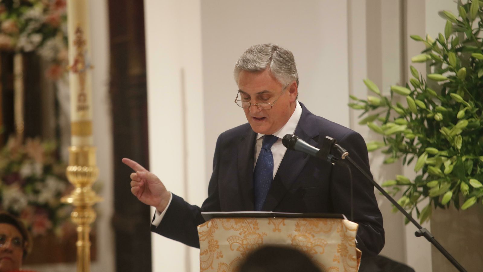 José Luis Arredondo durante el pregón de la Virgen del Carmen.