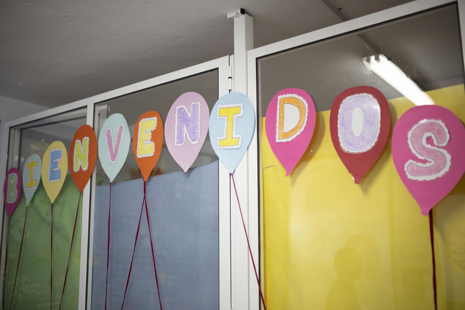 Imágenes de la vuelta a clases de los más pequeños de Huelva