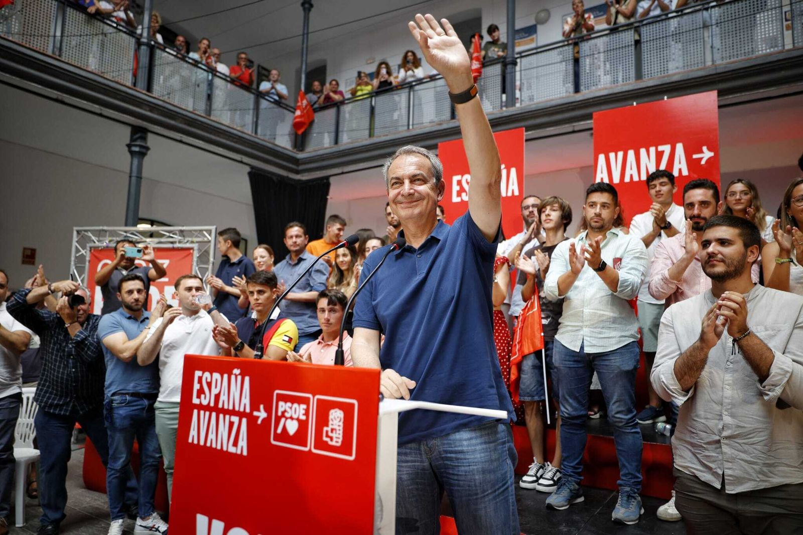 Imágenes del cierre de campaña del PSOE en Cádiz con Rodríguez Zapatero