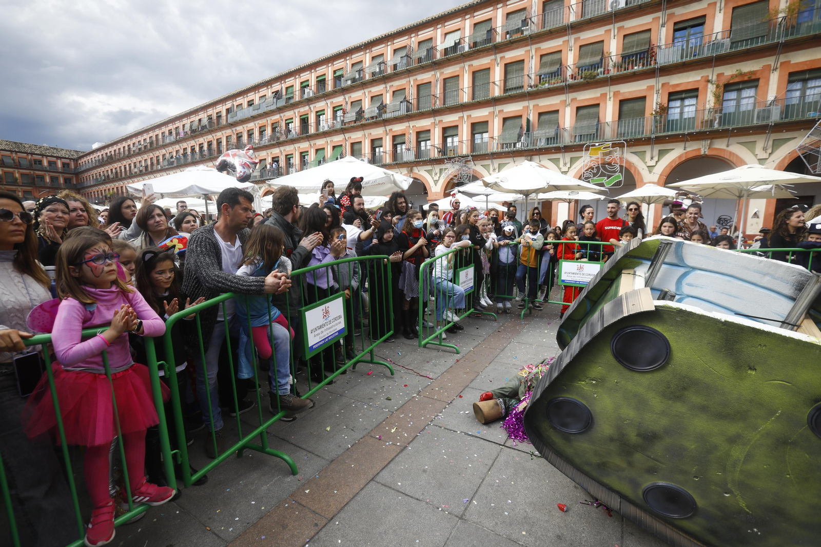Fotografías: La quema del dios Momo pone punto y final al Carnaval de Córdoba 2022