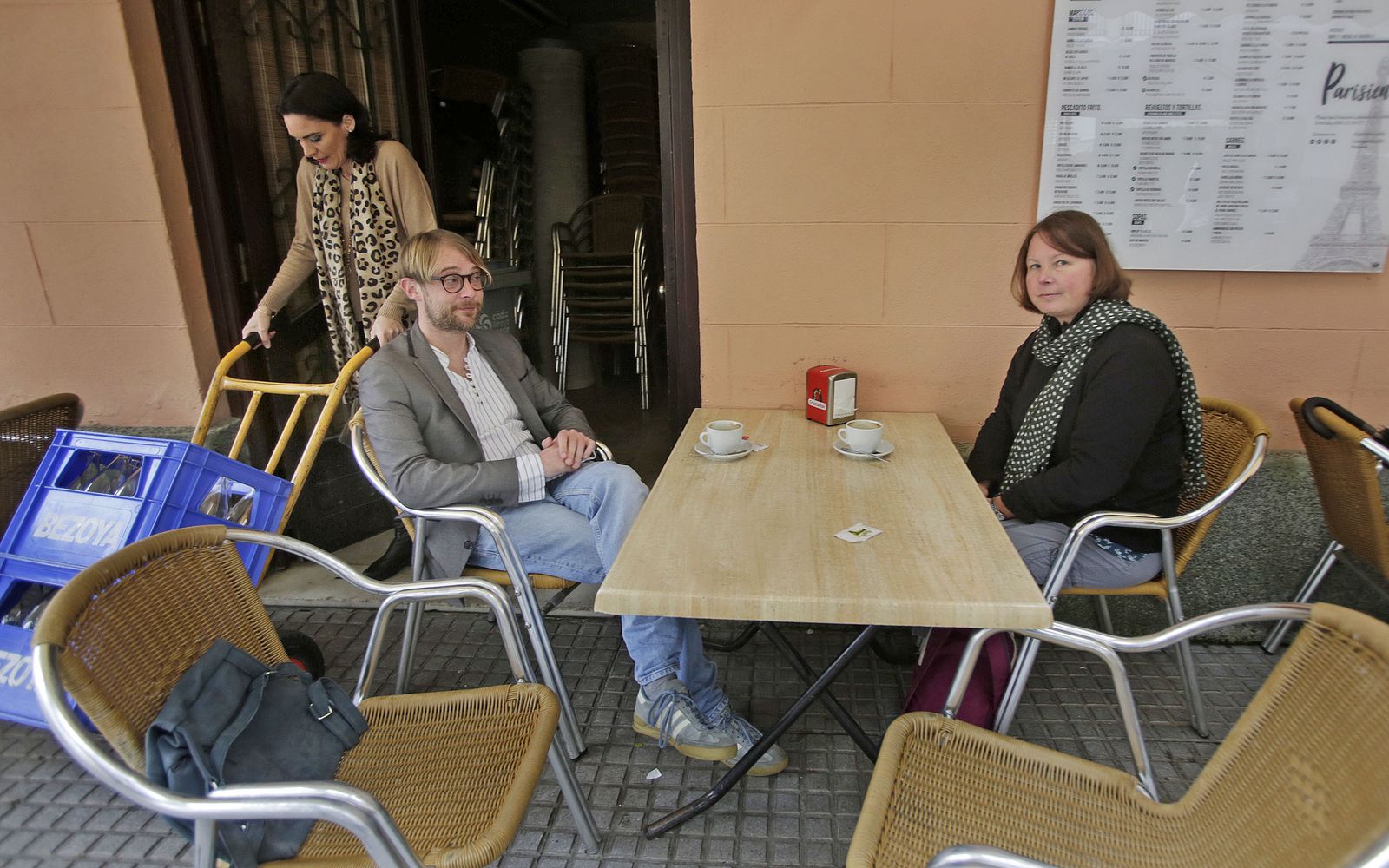 Andrew y Laura forman parte de la amplia comunidad de profesores británicos en la provincia.