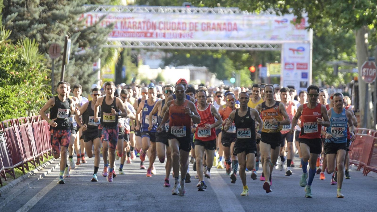 Salida de la Media Maratón Ciudad de Granada 2024