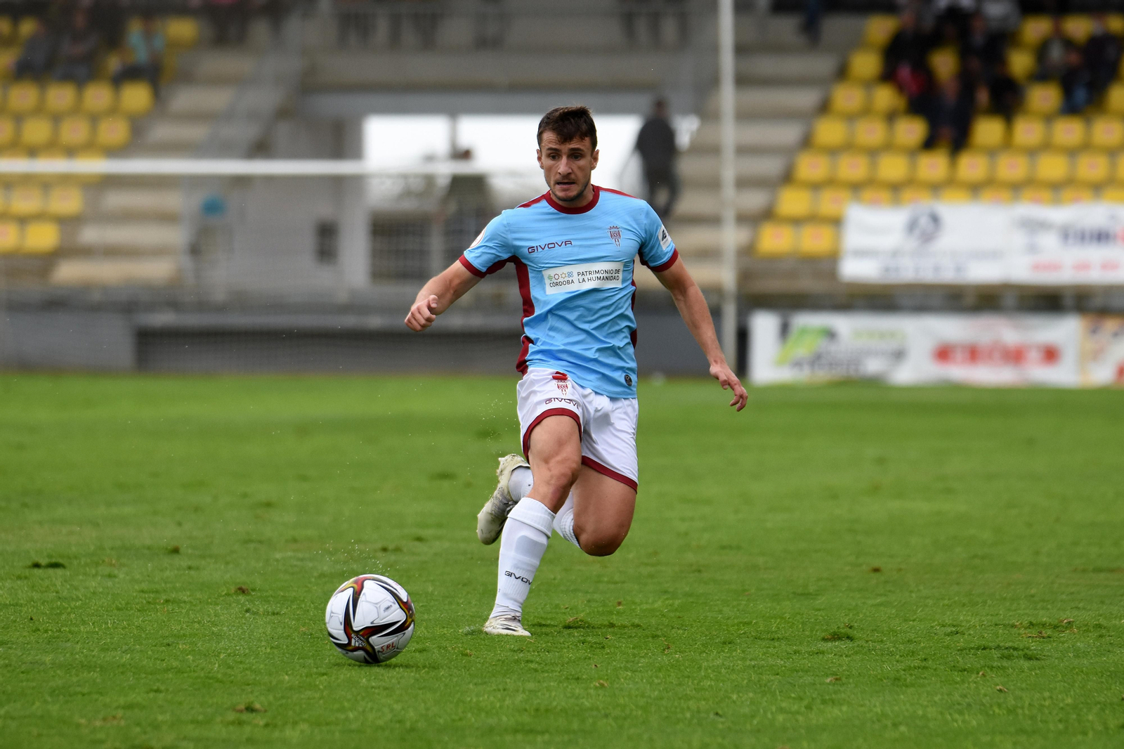 La victoria del Córdoba CF ante el San Roque de Lepe, en imágenes