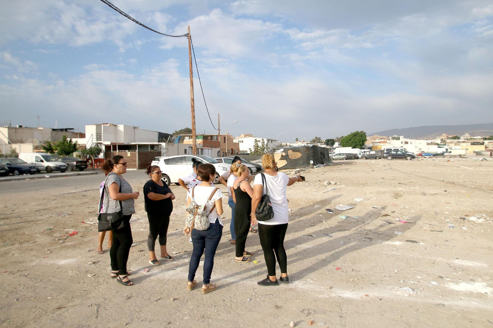 Las imágenes de la basura producida por el mercadillo de El Puche