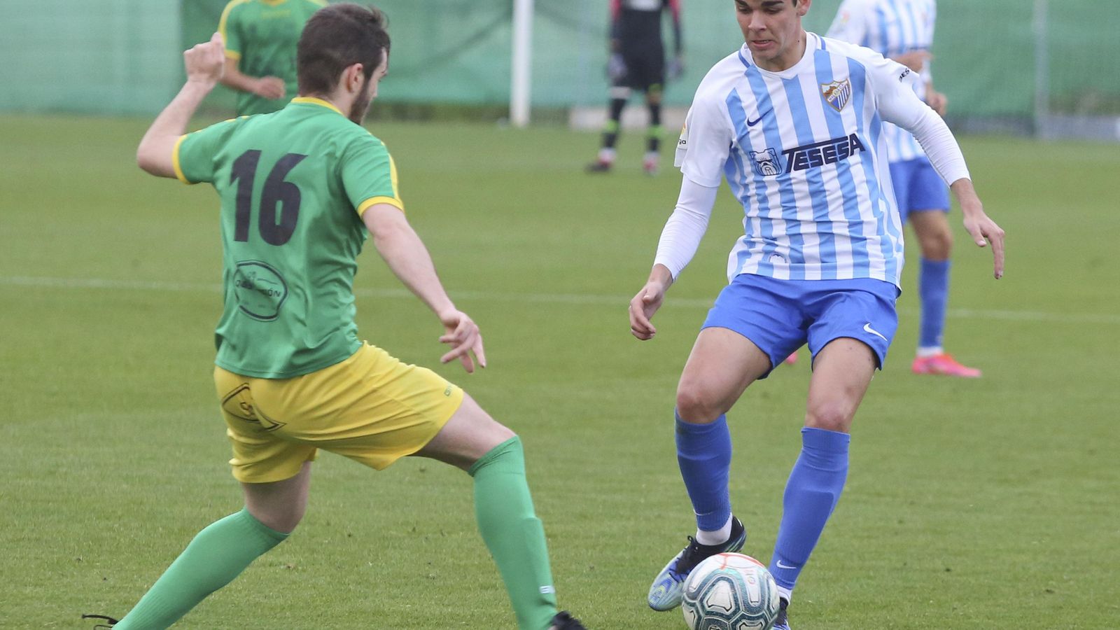 Andrés Caro, en un partido del Málaga juvenil.