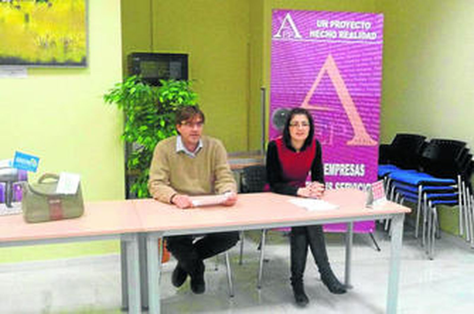 El Presidente de AEPA, José Juan Oller y la Gerente, Belén Quiles, en la presentación de la campaña.