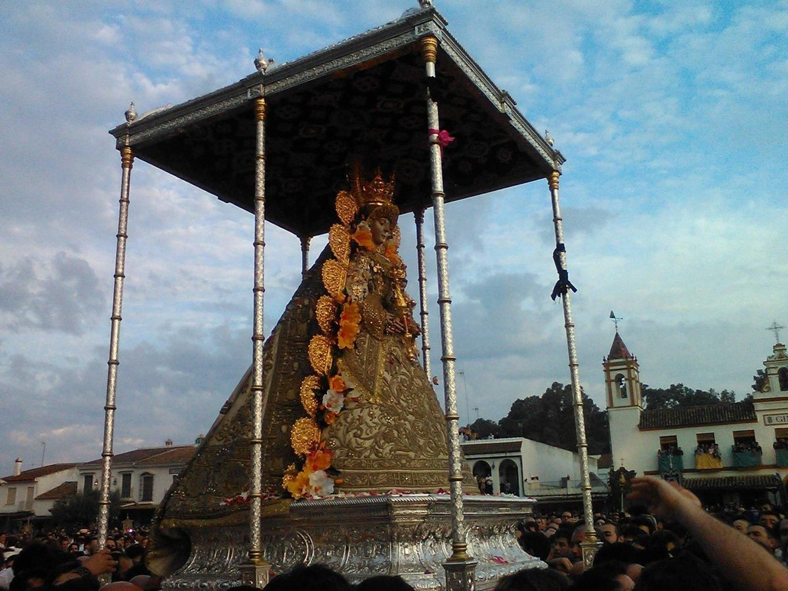Las imágenes del Lunes de Pentecostés