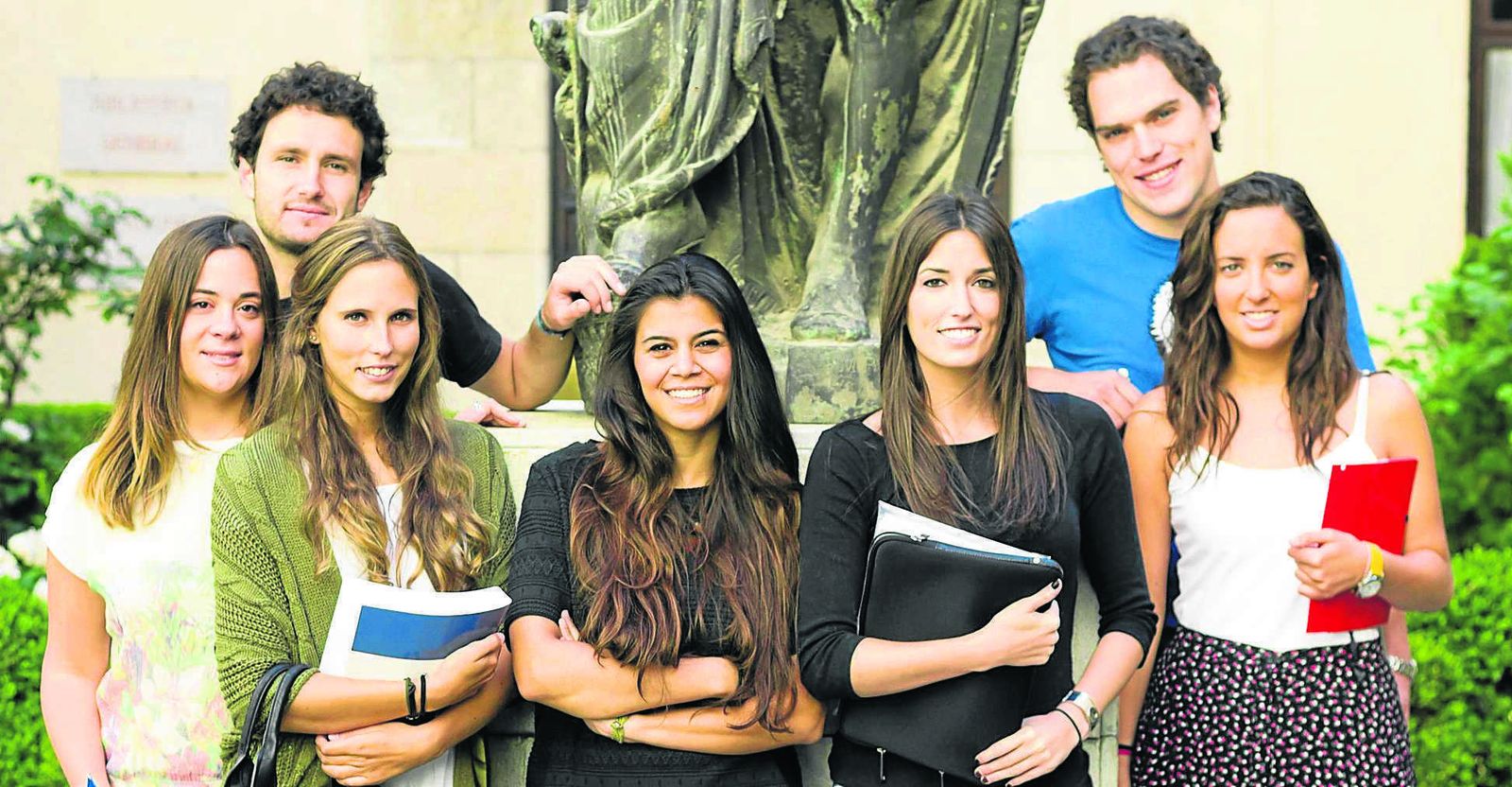 Estudiantes en el Hospital Real