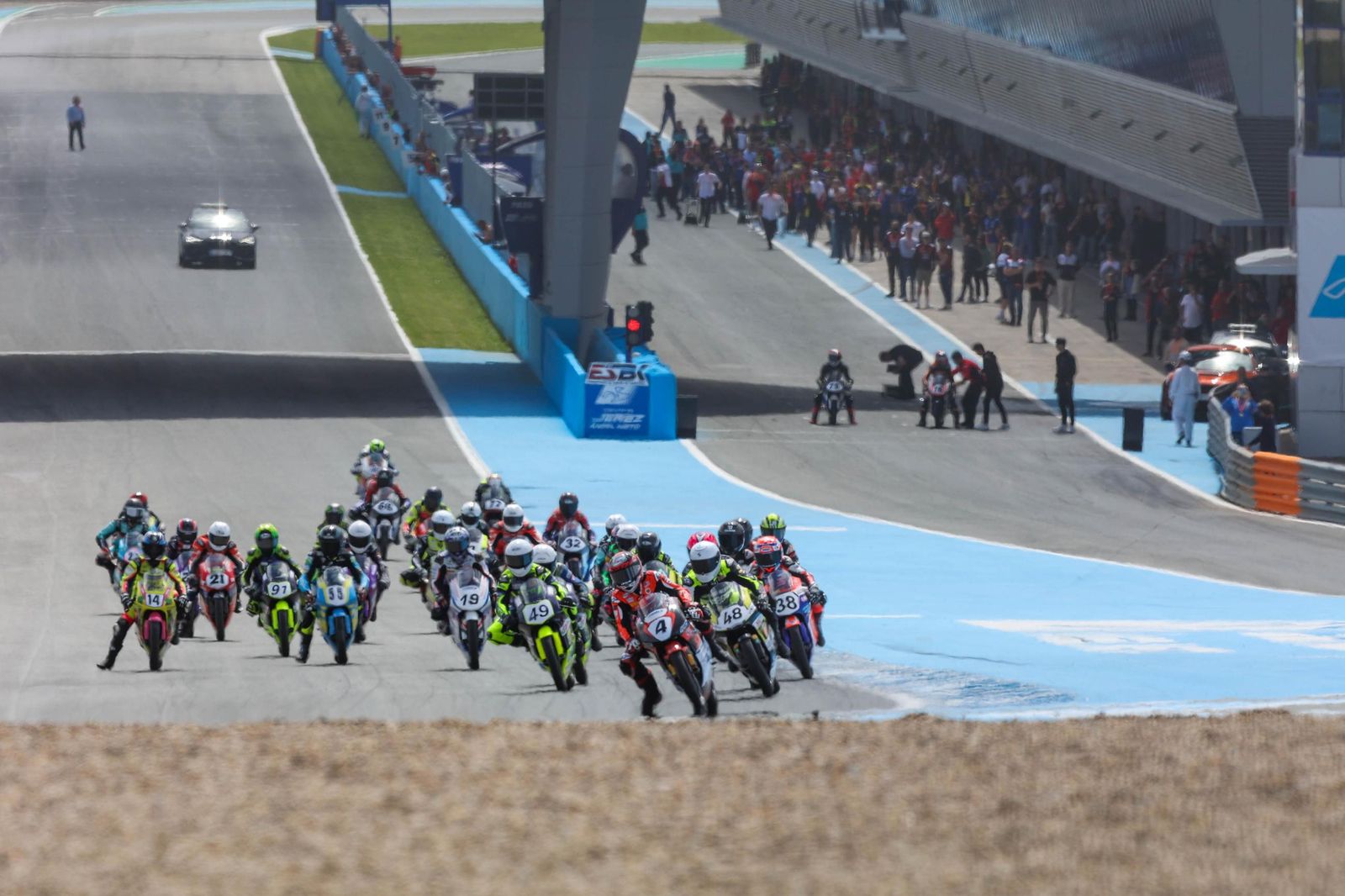 Imágenes de la primera cita del ESBK en el Circuito de Jerez