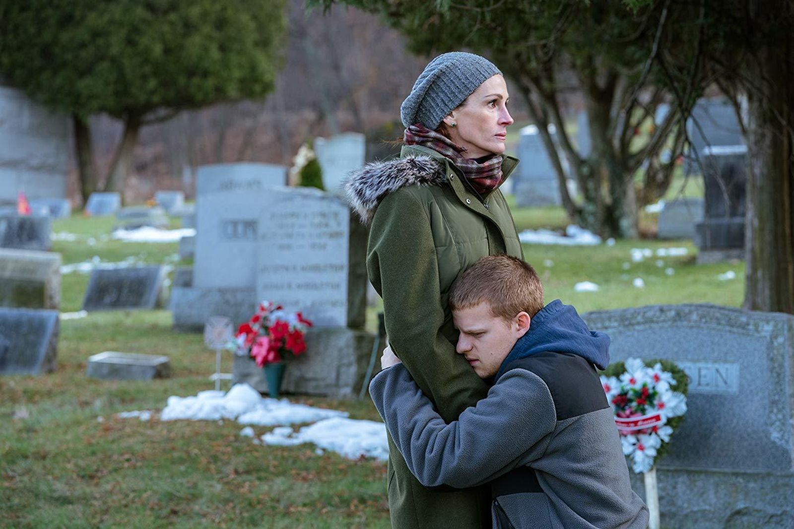 Julia Roberts y Lucas Hedges interpretan a madre e hijo en esta película.