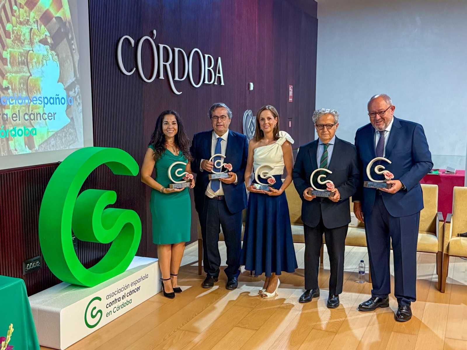 Entrega de los premios María Cañas de la AECC