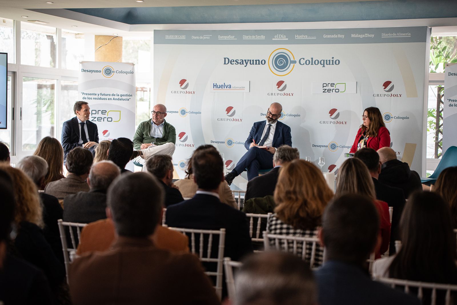 Imágenes del lunes 12 de diciembre en Huelva