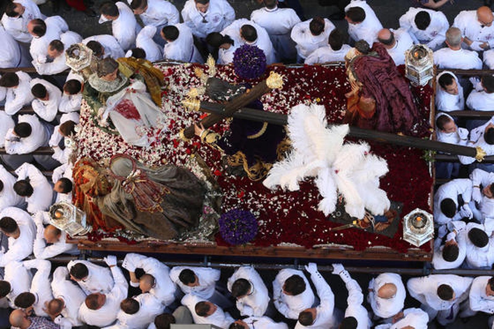 Vista del trono de Salutación.

Foto: Marilu Báez / L. M. Gómez Pozo