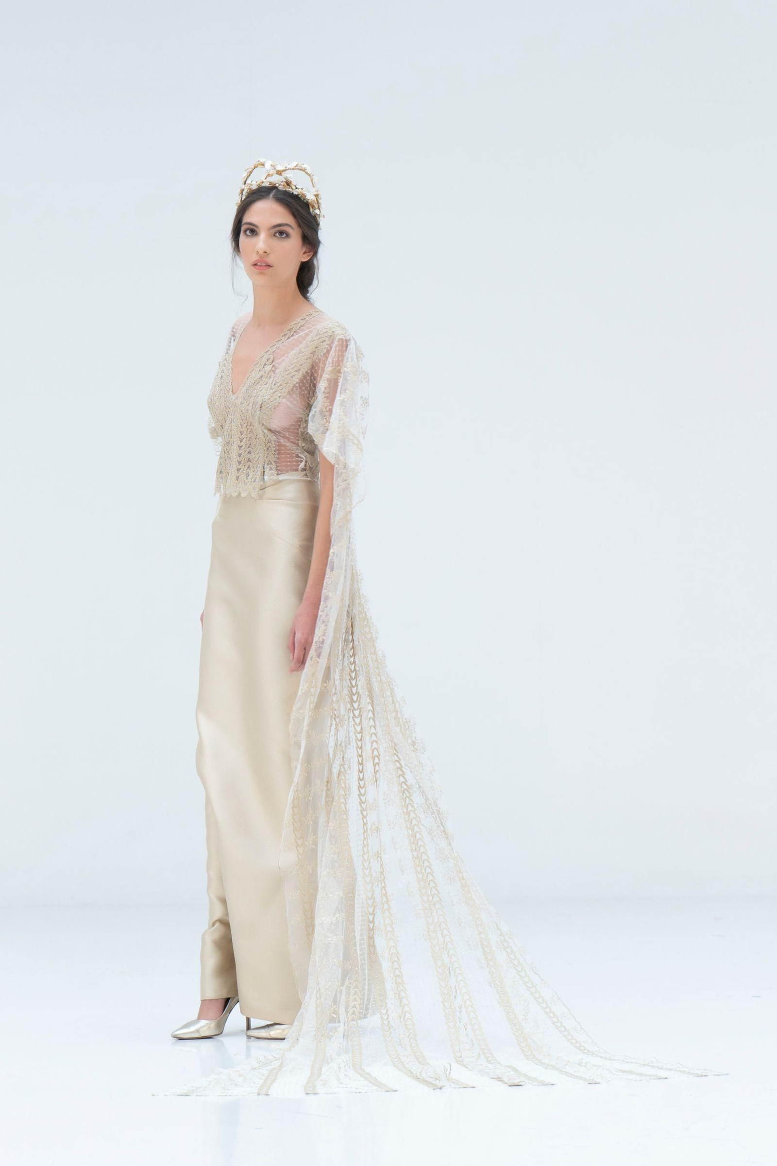 Una de las propuestas de García Galiano Couture.