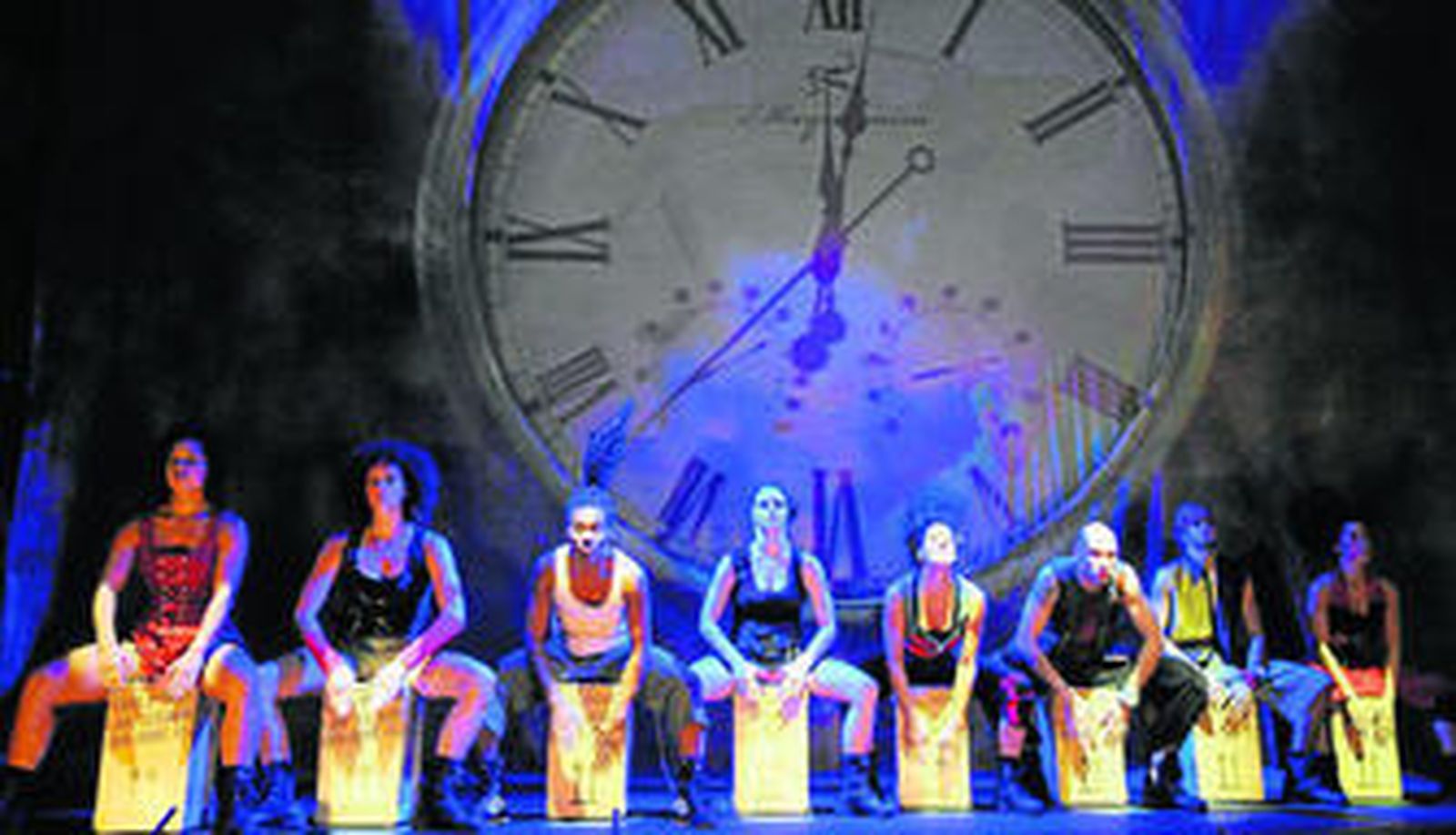 Una de las escenas del espectáculo 'Momentum 2.0', que Mayumaná traerá a Cádiz en diciembre.