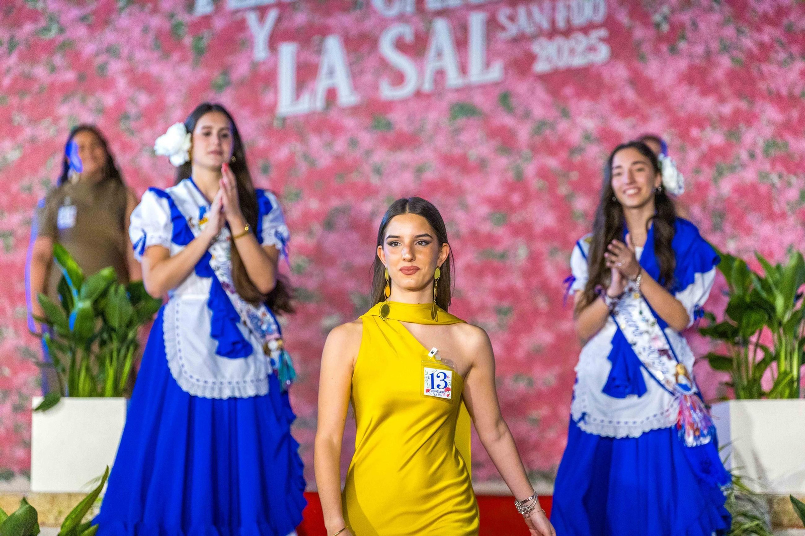 Las imágenes de la Gala de Elección de las Salineras en San Fernando