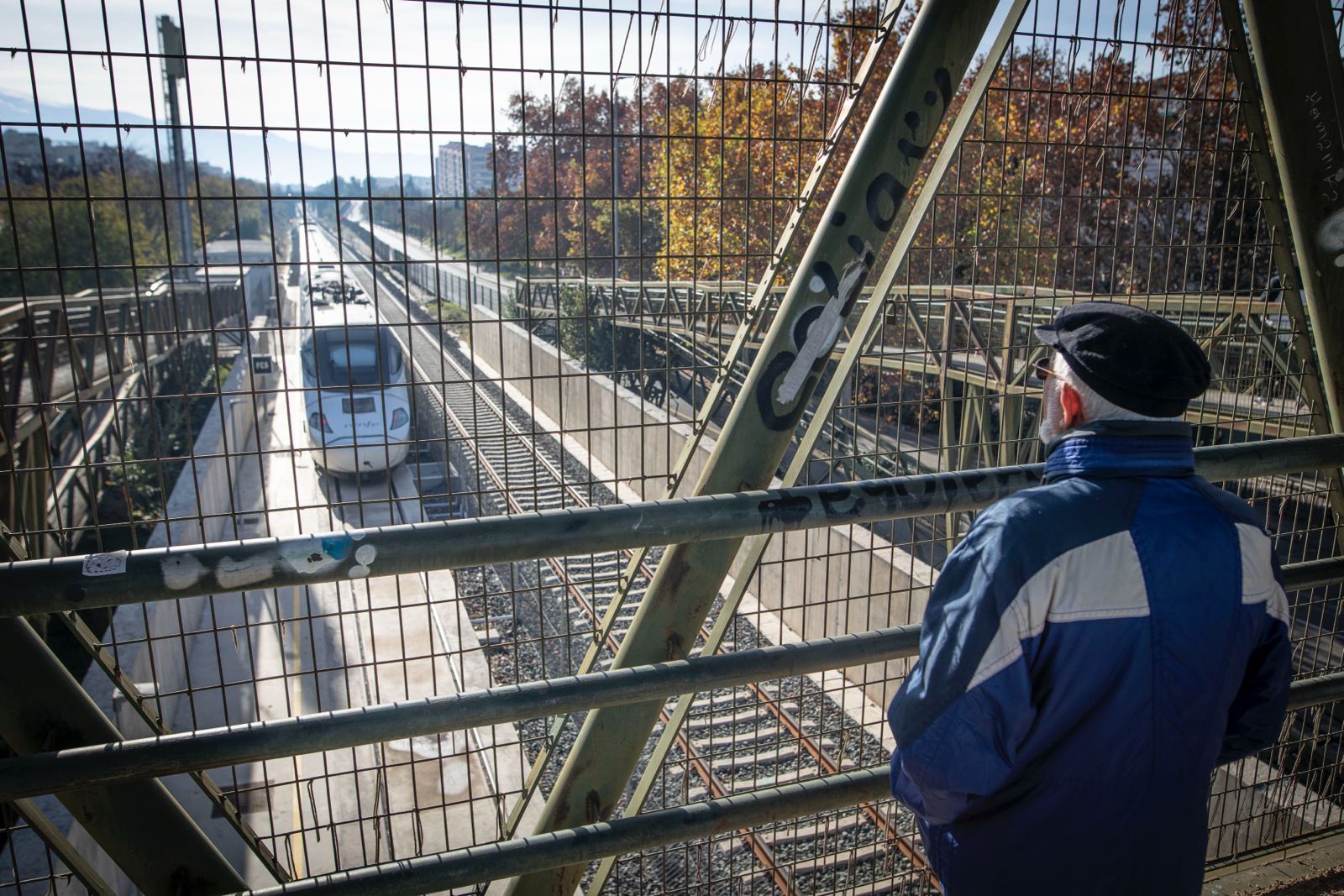 Todas las imágenes del estreno del intercambiador de vía clave en la conexión entre Granada y Madrid