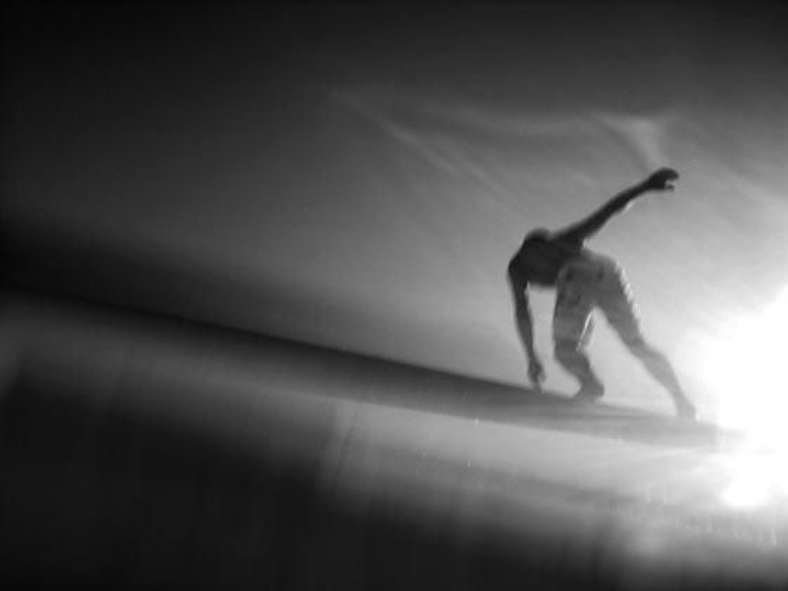 Triana se divierte con su cucaña