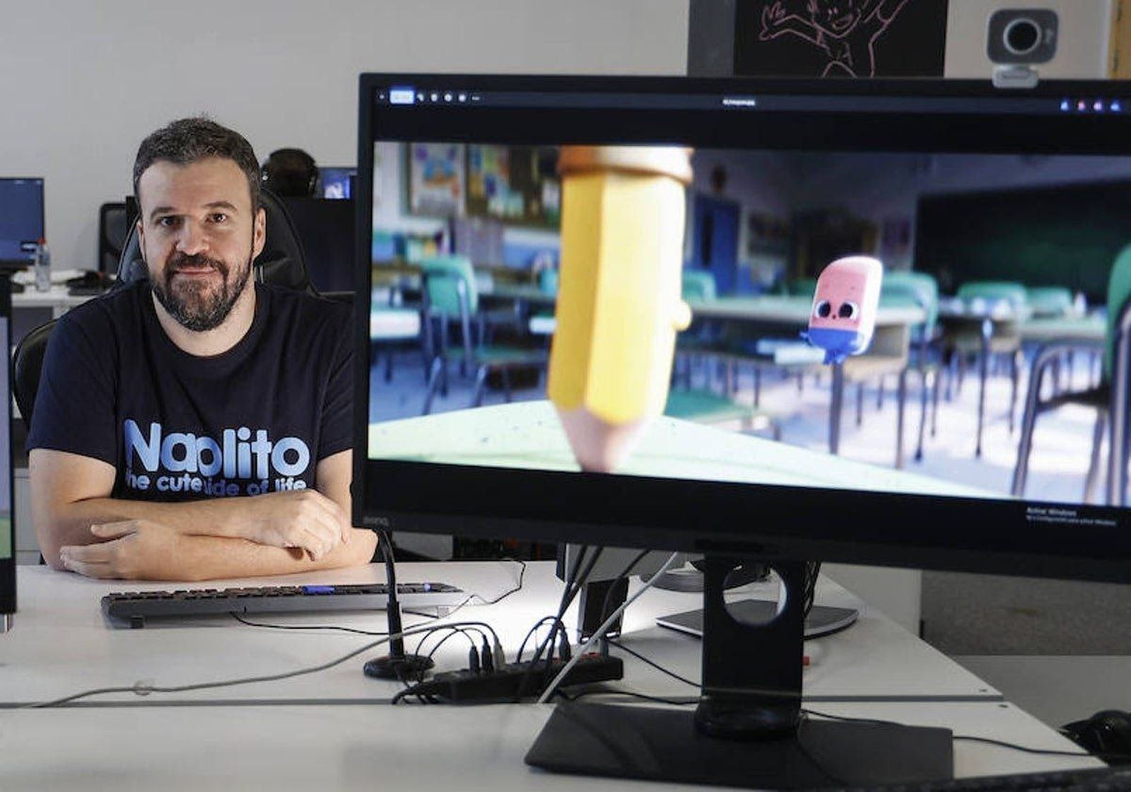 Nacho Arjona posa en su estudio de animación, ubicado en el Polo de Contenidos Digitales de Málaga