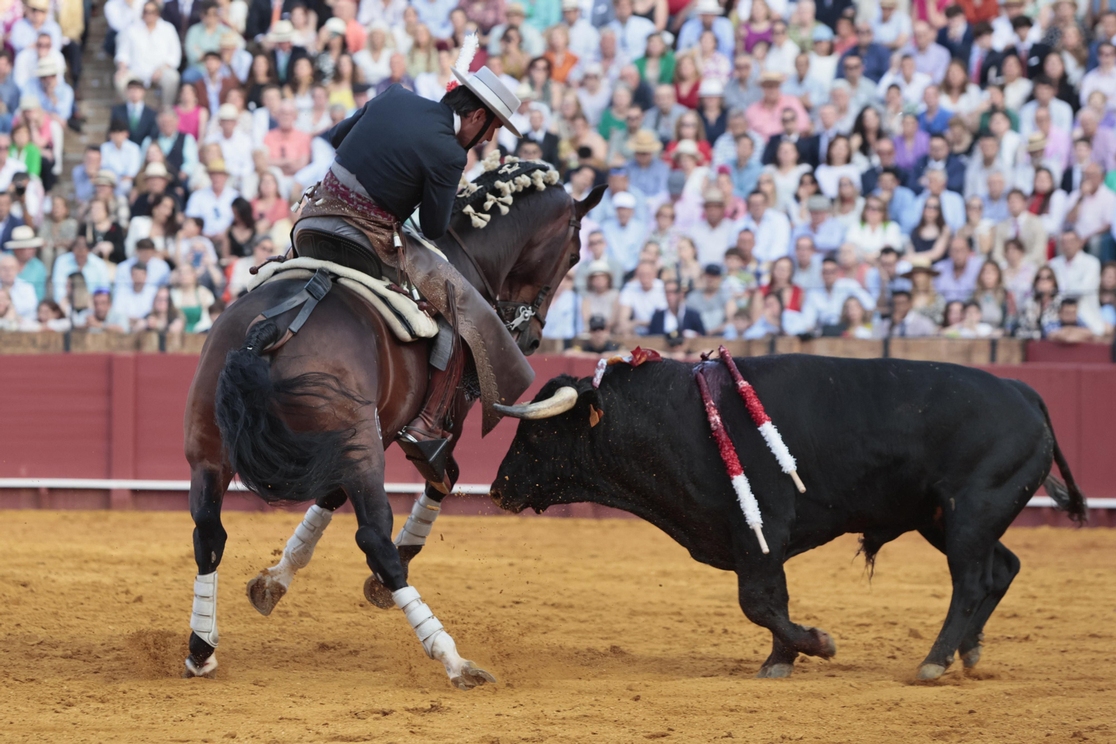 Las imágenes de la corrida de rejones