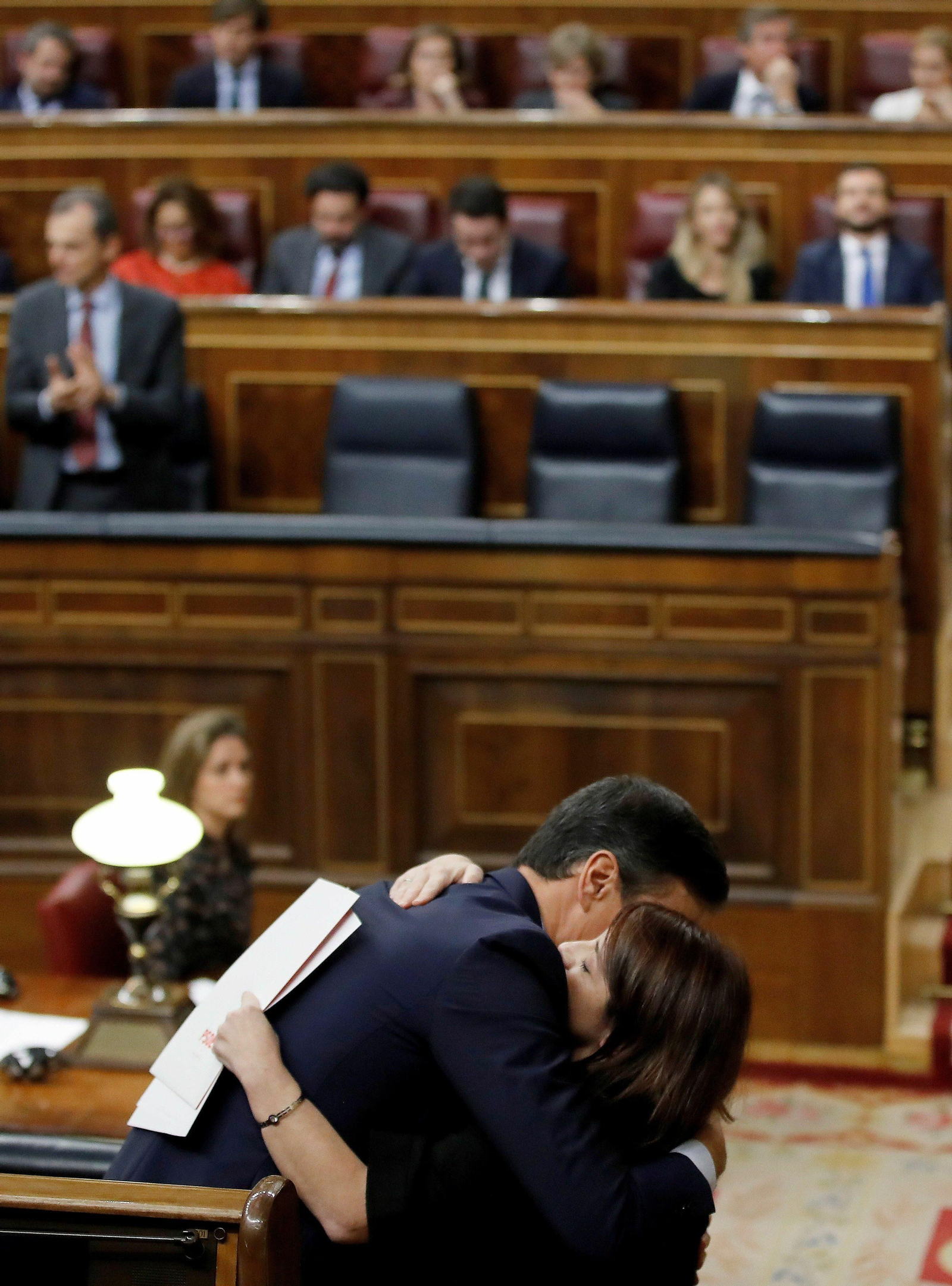 Las imágenes de la investidura de Pedro Sánchez