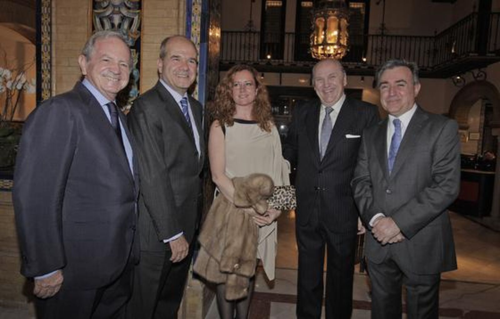 José Gandia, Manuel Chaves, Macarena García Otero, José Moya e Ignacio Martínez. / Reportaje gráfico: Antonio Pizarro / Juan Carlos Muñoz / Juan Carlos Vázquez