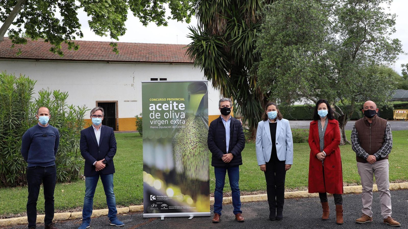 El jurado que ha catado los caldos de las almazaras.