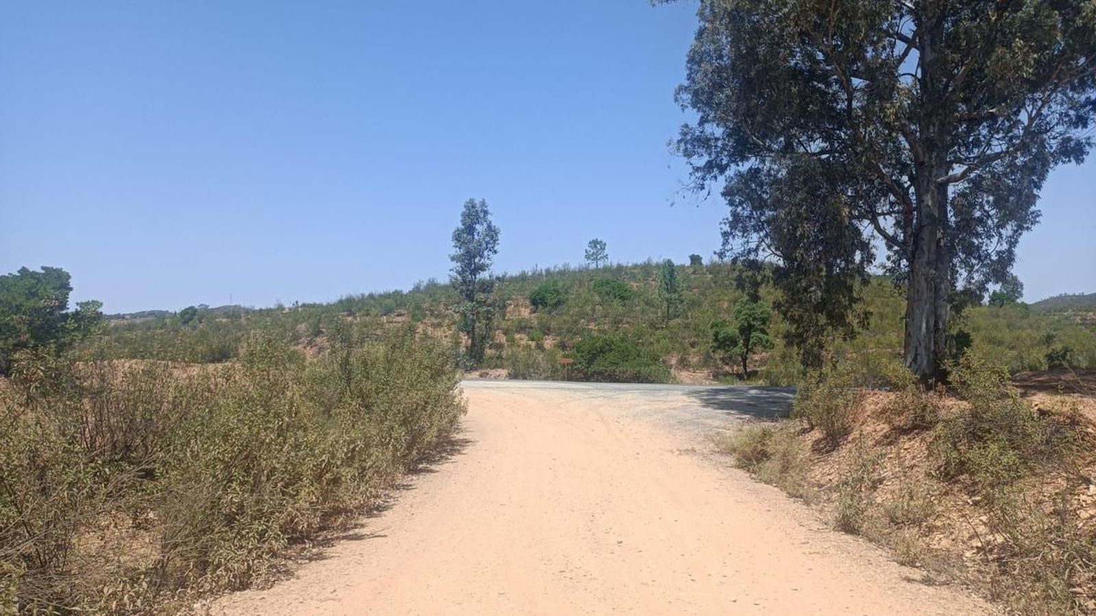 Conexión con la carretera HU-6107