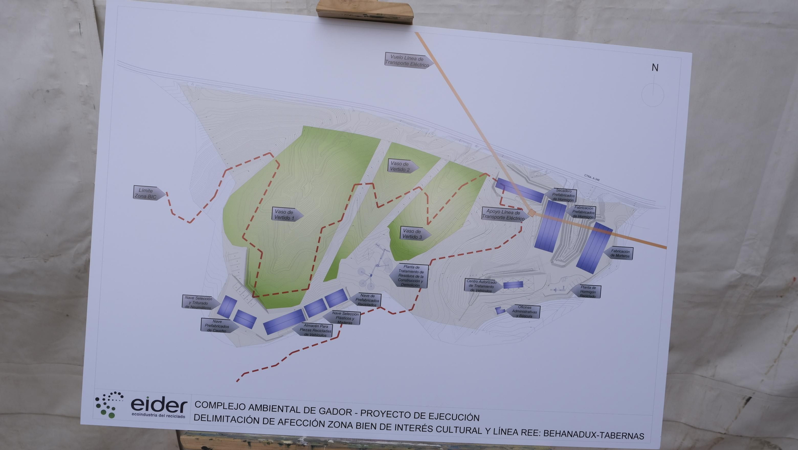 Imágenes de la inauguración de la planta de reciclado de residuos, en Gádor