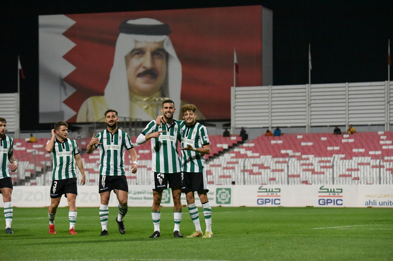 Las imágenes del amistoso entre el Al Riffa y el Córdoba CF en Bahréin