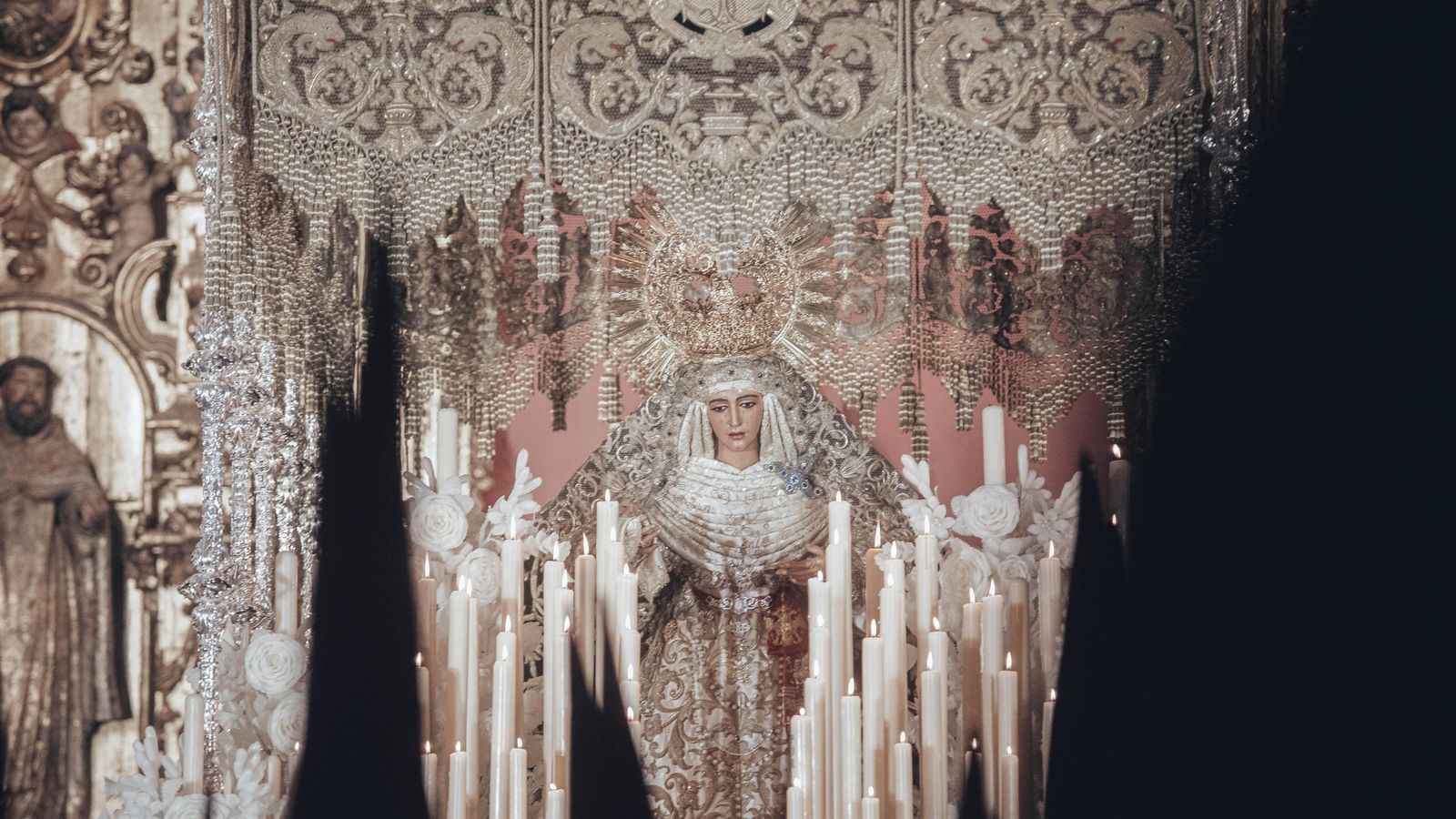 Las imágenes de la Hermandad de la Esperanza de Triana en la Semana Santa de Sevilla 2023