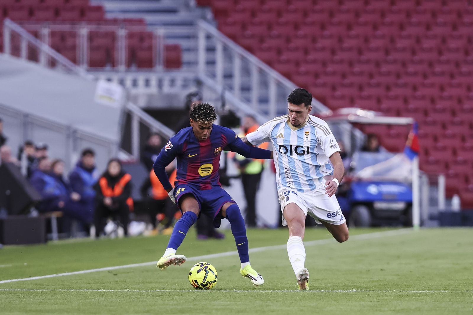 Las fotos del Barcelona-Oviedo