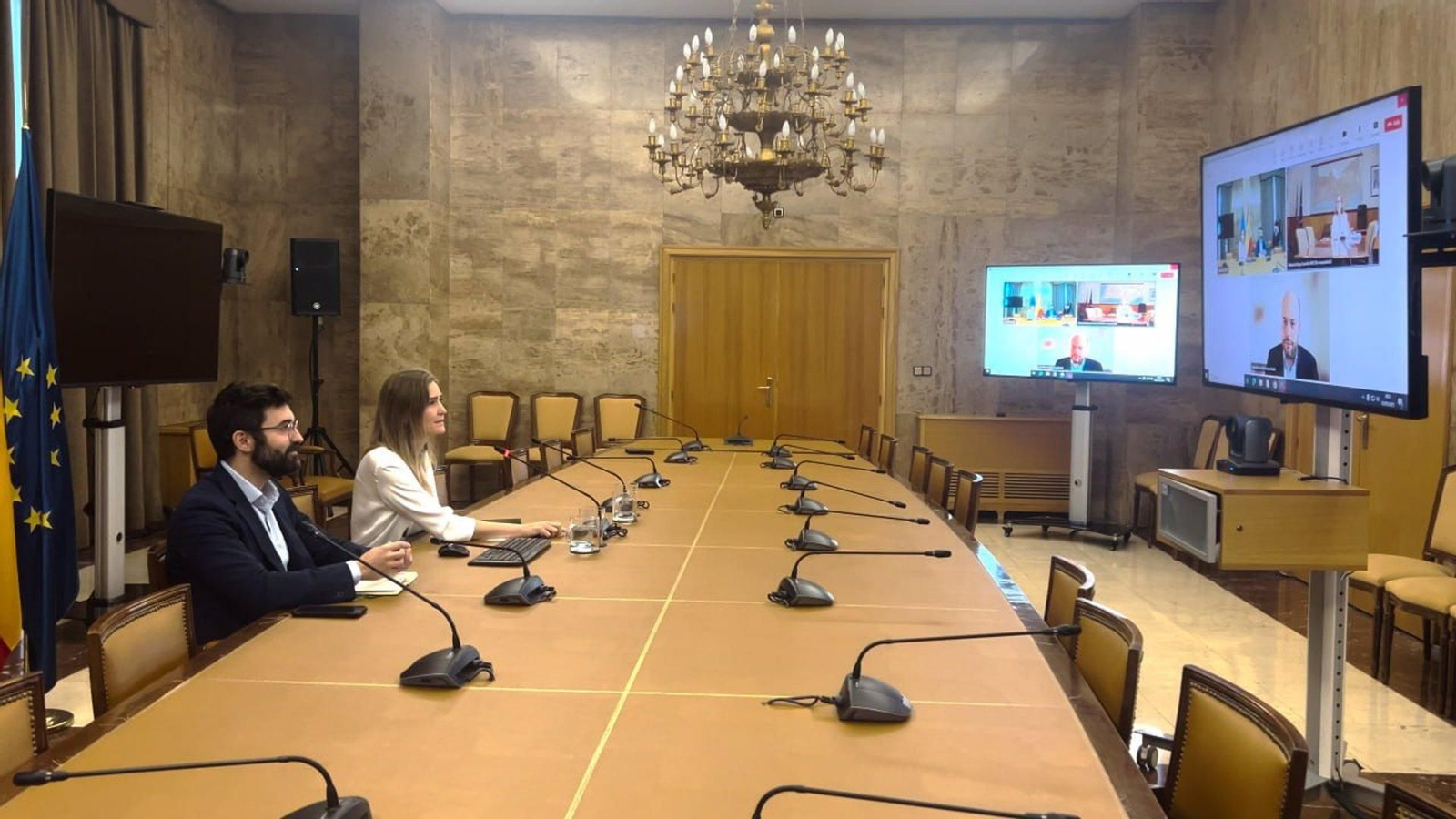 Reunión de la ministra para la Transición Ecológica y el Reto Demográfico, Sara Aagesen, y la ministra portuguesa de Medio Ambiente y Energía, María da Graça Carvalho.
