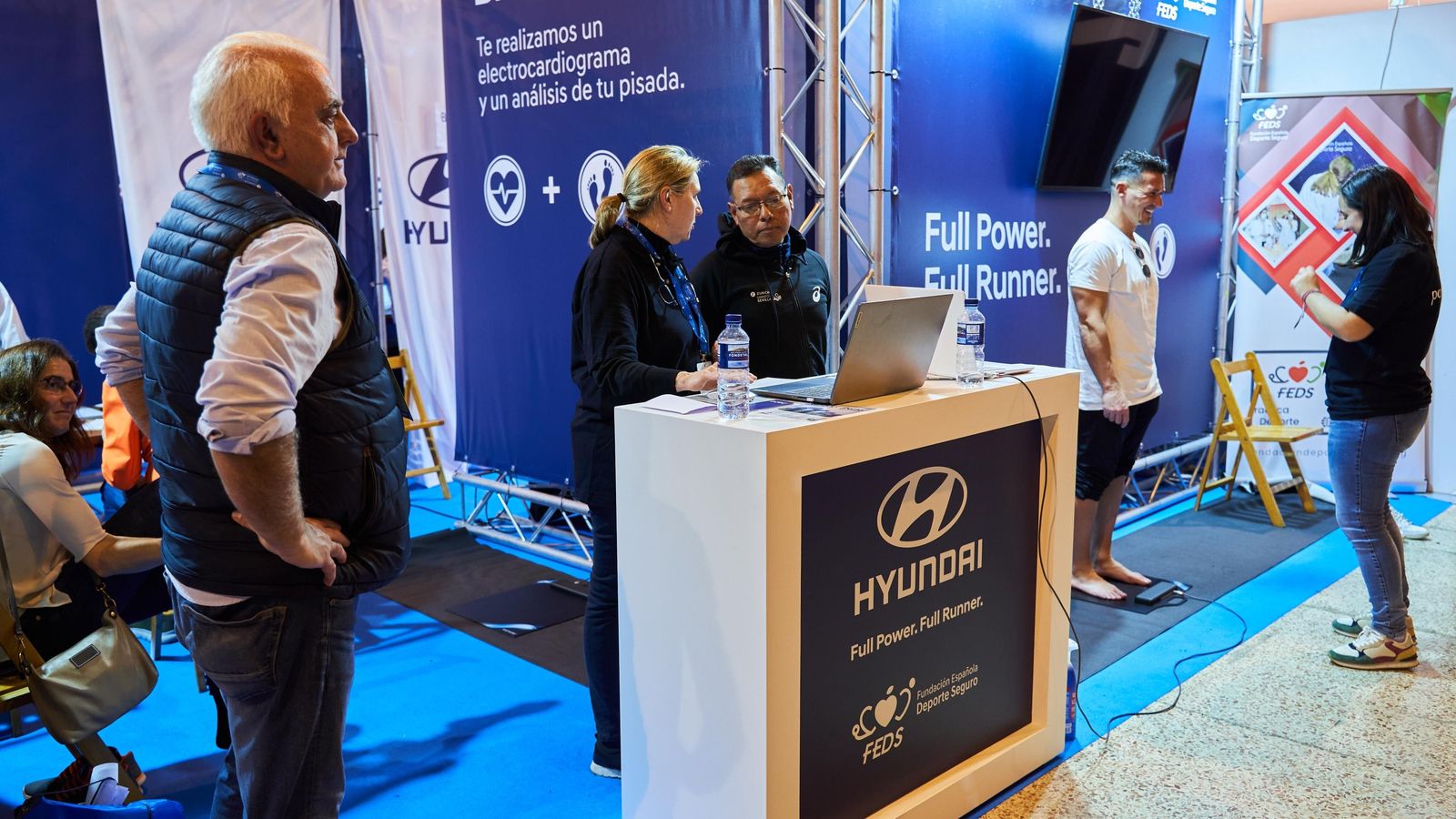 Hyundai también está apoyando estudios médicos en las ferias del corredor asociadas a las carreras.