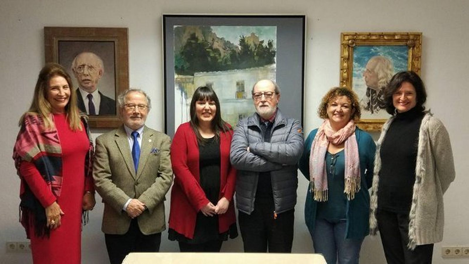 Josefa Díaz, José María Esteban, Laura Jiménez, Ignacio Moreno, Eva Tubio y Belén González Dorao, durante la mesa redonda celebrada en el Ateneo de Cádiz sobre los límites del  turismo y el uso del patrimonio.