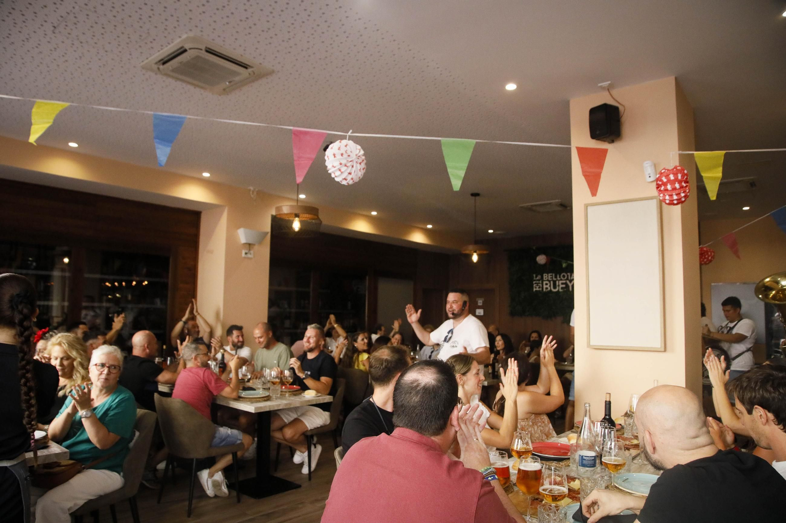 Las imágenes de la feria del mediodía en "La bellota y el buey"