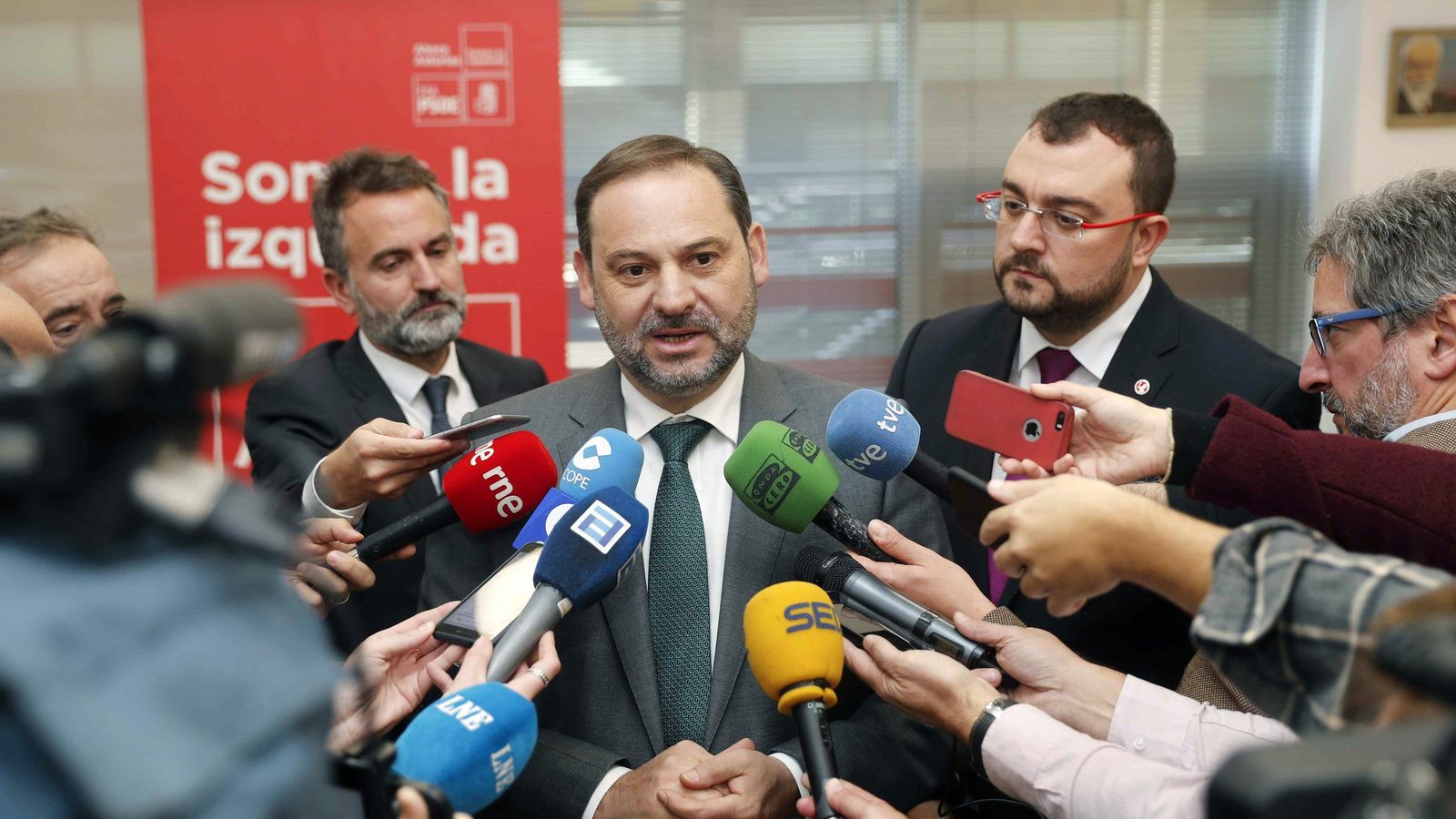 José Luis Ábalos, ministro de Fomento