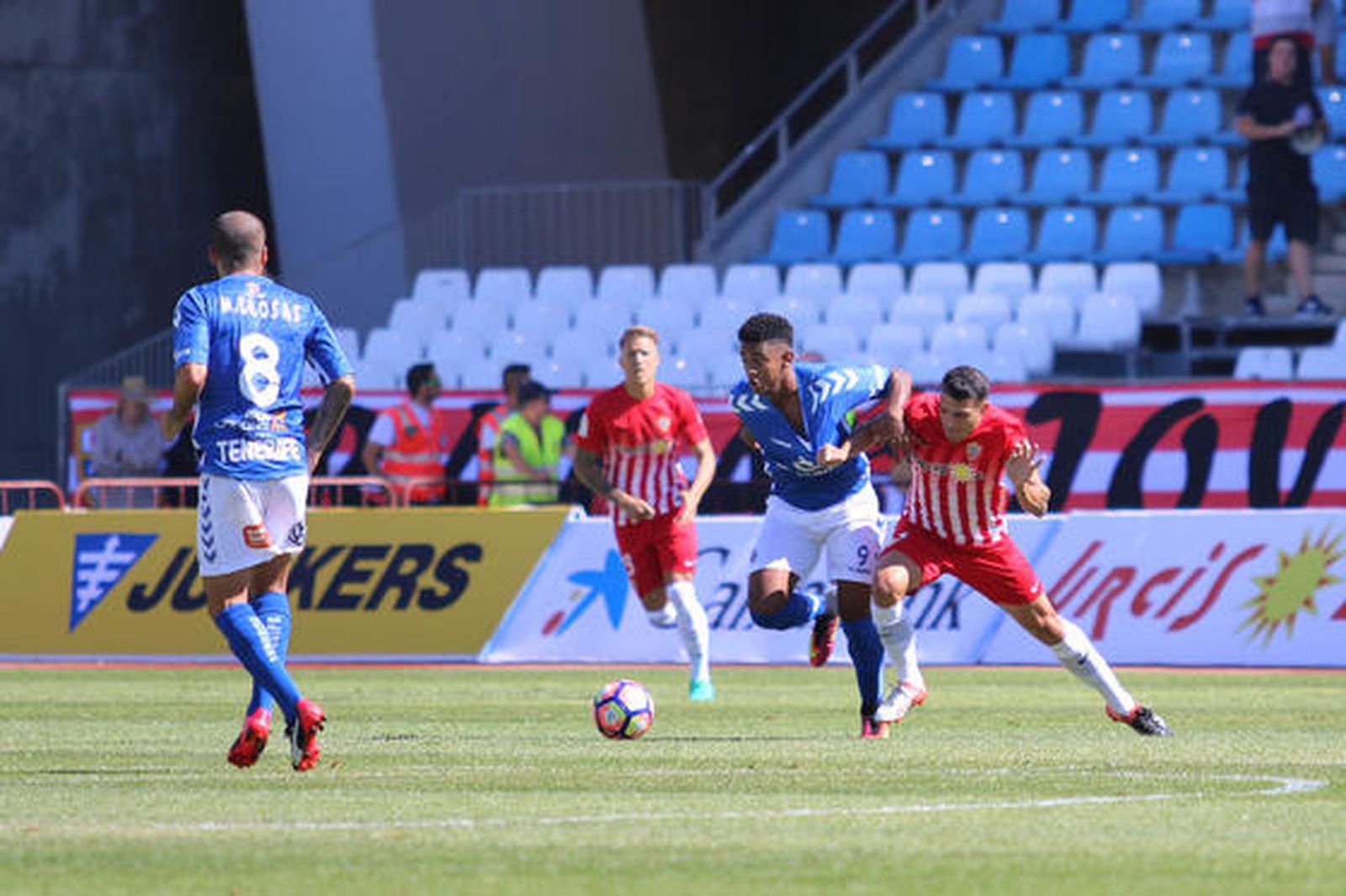Foto: Rafael González

Foto: EFE
